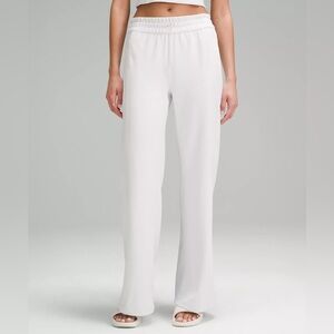 Lululemon Ribbed Softstreme Mid Rise Pant 32" size 4/6 Light Vapor LVPR